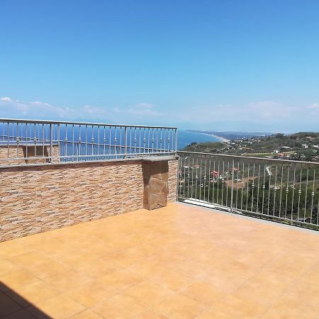 أغروبولي Affittacamere Bellavista المظهر الخارجي الصورة